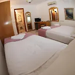 Hotel Alacati Antik Çeşme