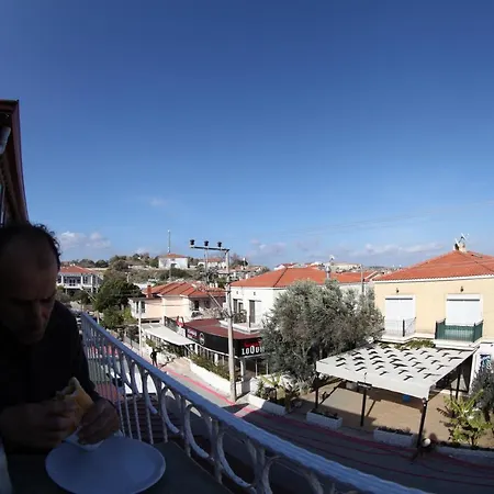Alacati Antik Otel *