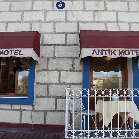Otel Alacati Antik Çeşme
