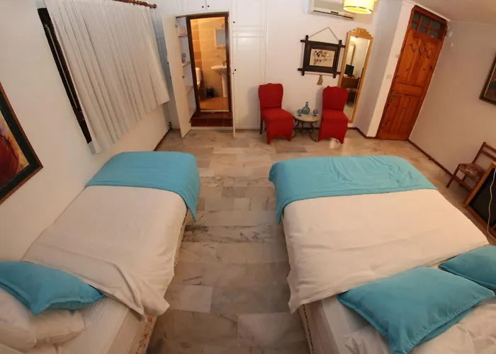 Alacati Antik Çeşme