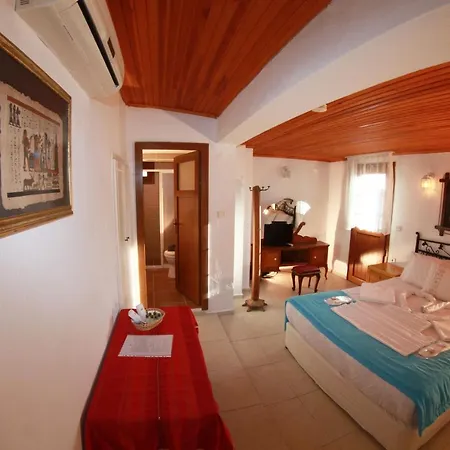 Otel Alacati Antik *